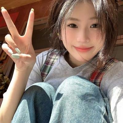 《热辣小红帽》 在线观看封面